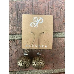 Plunder New in Box Camie Earrings